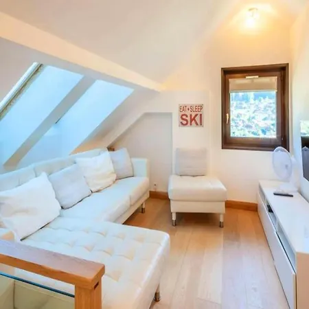 Les Cimes Apartment *